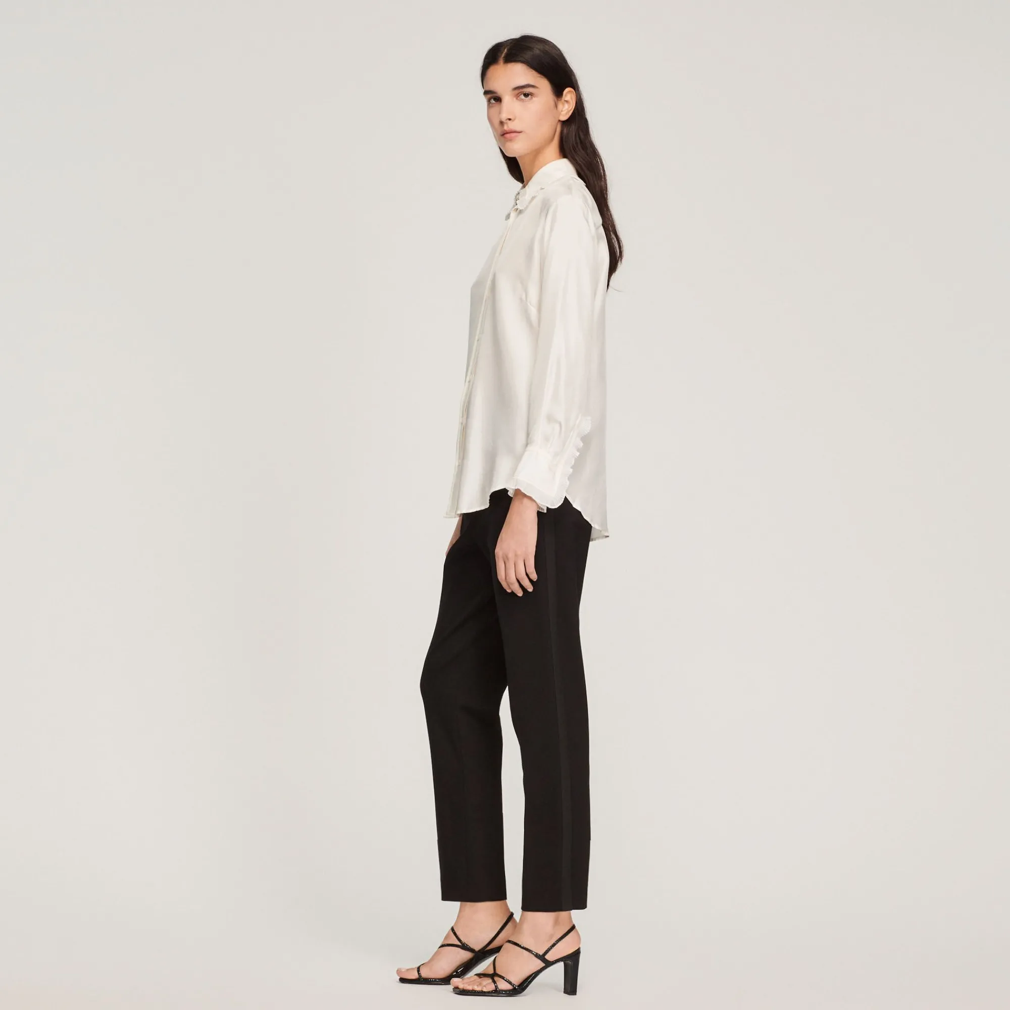 Mulheres Sandro Paris Camisa De Seda, Gola Bordada E Plissada