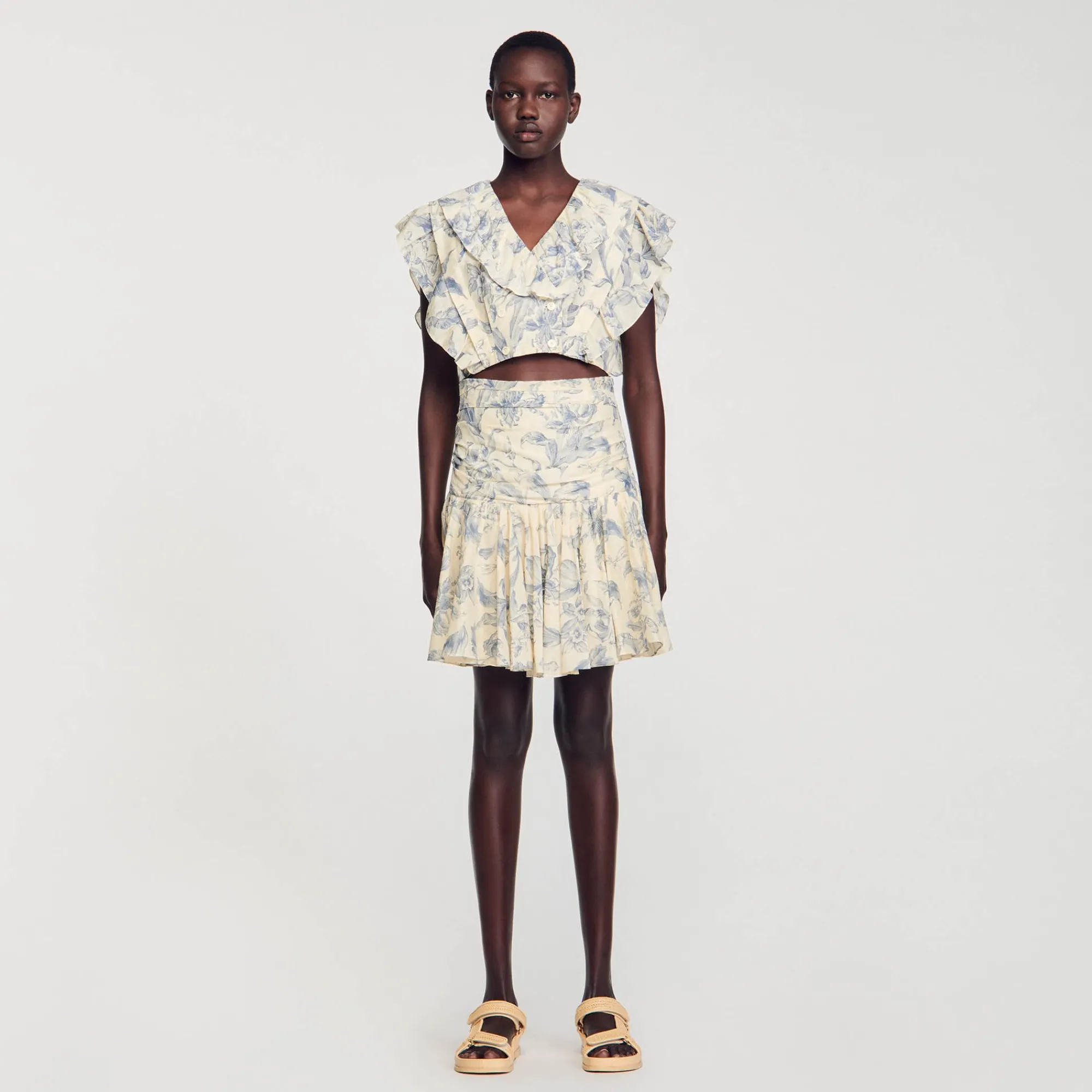 Mulheres Sandro Paris Cubra Com Flores E Babados