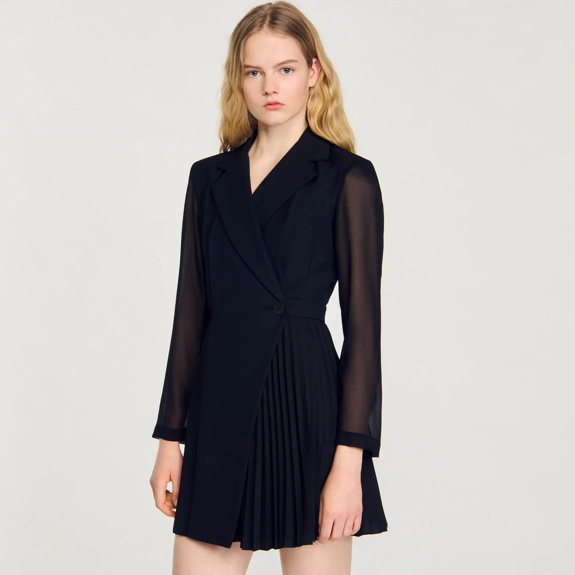 Homem Sandro Paris Vestido Cruzado